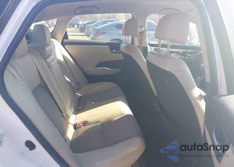 2018 Honda Clarity Plug-In Hybrid из США, поврежденный, VIN JHMZC5F1XJC015437